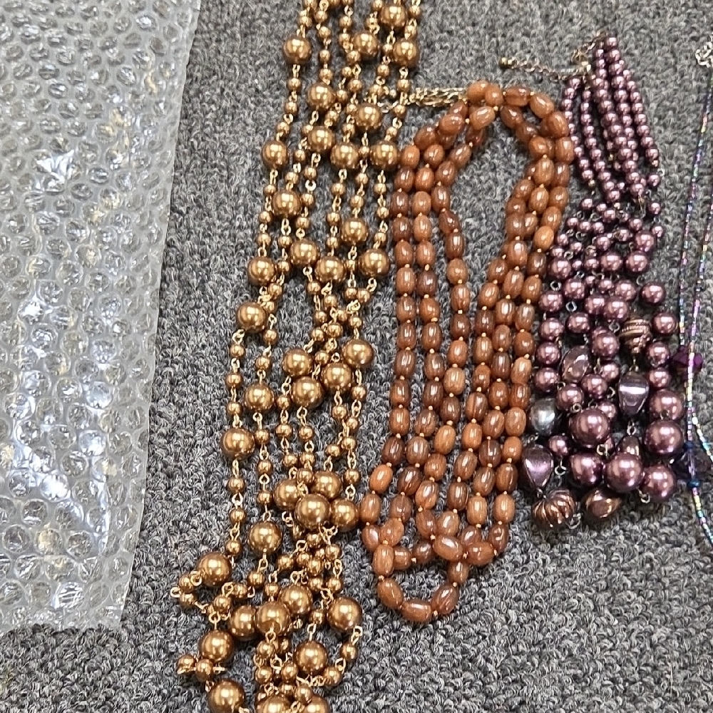 5 Unbranded Multi-Strand Beaded Necklace - Red and Brown Options - Picture 6 of 11